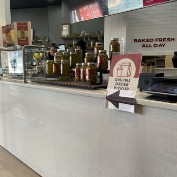 Al-Basha - Inside - Middle Eastern Near Me - Paterson, New Jersey