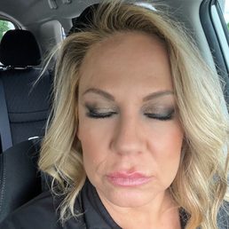 A $150 plus tip HOT MESS! Seriously???? A $150 plus tip HOT MESS! Seriously????