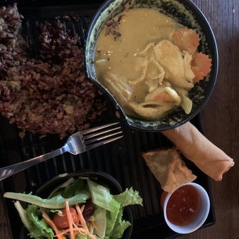 Tamee Thai Restaurant - Yellow curry lunch special - Thai Near Me - Alameda, California Tamee Thai Restaurant - Yellow curry lunch special - Thai Near Me - Alameda, California