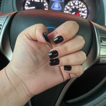 Holly Nails & Spa - Nail Salons Near Me - Riverside, California