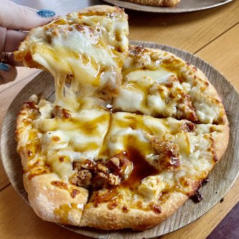 Long Point Grille & Bar - Spicy Hawaiian pizza - Bars Near Me - Mount Nebo, West Virginia Long Point Grille & Bar - Spicy Hawaiian pizza - Bars Near Me - Mount Nebo, West Virginia