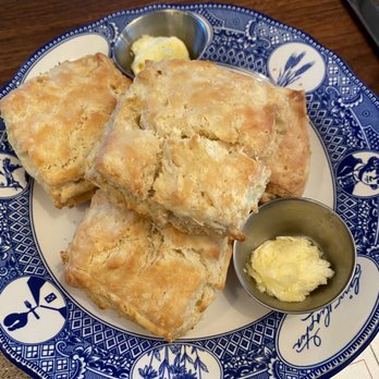 MoCo's Founding Farmers - Buttermilk Biscuit - New American Near Me - Potomac, Maryland