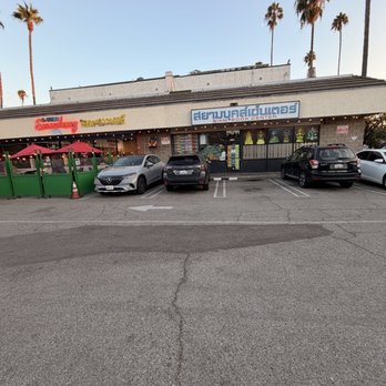 Sanamluang Cafe - Parking lot - Thai Near Me - Los Angeles, California Sanamluang Cafe - Parking lot - Thai Near Me - Los Angeles, California