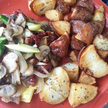 Bogart's Cafe - Michael's Scramble - Breakfast & Brunch Near Me - Honolulu, Hawaii