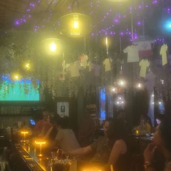 Lily's - Cocktail Bars Near Me - New York, New York
