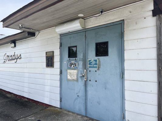 Grady's Barbecue by null