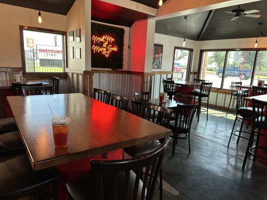 Mary Sue's Hot Chicken & Dough by null