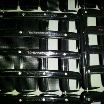 The Alexander - Image made of combs with different number of teeth brokeb - Hotels Near Me - Indianapolis, Indiana The Alexander - Image made of combs with different number of teeth brokeb - Hotels Near Me - Indianapolis, Indiana
