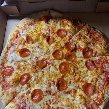 Sauced - Pizza Near Me - Pineville, Kentucky