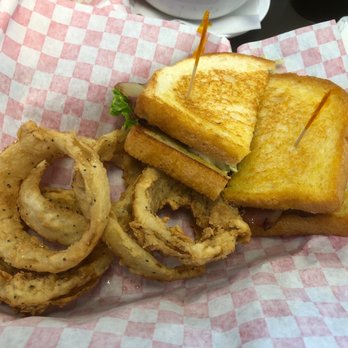 Hippo Cafe - BLT with Onion Rings - American Near Me - Hutto, Texas Hippo Cafe - BLT with Onion Rings - American Near Me - Hutto, Texas