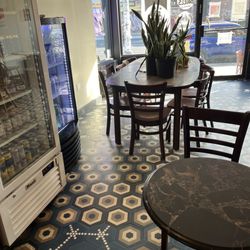 Bake Shop - The inside