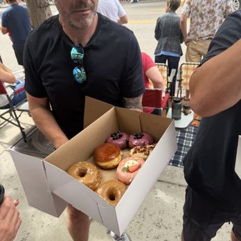 Lantern Donuts - Donuts Near Me - Coeur d'Alene, Idaho Lantern Donuts - Donuts Near Me - Coeur d'Alene, Idaho