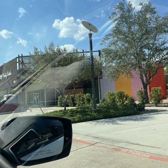 Caffe & Trein - Coffee & Tea Near Me - Houston, Texas
