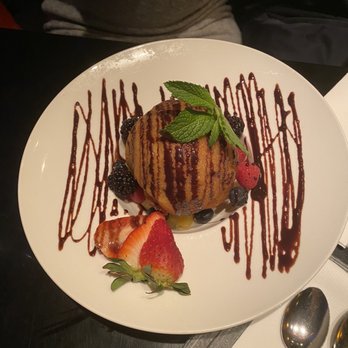 ViV - Fried ice cream - Thai Near Me - New York, New York ViV - Fried ice cream - Thai Near Me - New York, New York