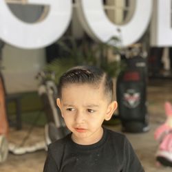 Tropicana Golf Club & Barber Shop - Wesley's hair cut