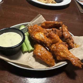 Brick House Tavern + Tap - buffalo wings - Burgers Near Me - Tampa, Florida