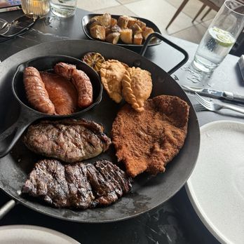 Novecento - Smaller sample platter - feeds 2-3 people Skirt, ny strip, chicken Milanese, 2 empanada, chorizo and provolone - Argentine Near Me - Delray Beach, Florida