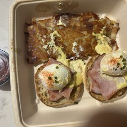 Eggs Benedict Eggs Benedict