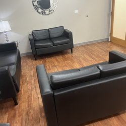 Lexington Endodontics - Waiting room