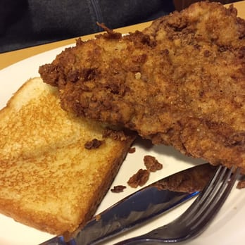 Feedstore BBQ - Fried steak with some amazing Texas toast - Barbeque Near Me - Southlake, Texas Feedstore BBQ - Fried steak with some amazing Texas toast - Barbeque Near Me - Southlake, Texas