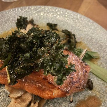 Deck. - Salmon Plate - Hawaiian Near Me - Honolulu, Hawaii Deck. - Salmon Plate - Hawaiian Near Me - Honolulu, Hawaii