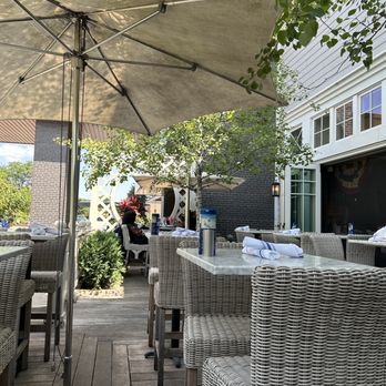 CōV Edina - Cocktail Bars Near Me - Edina, Minnesota