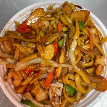Wok N Roll - Seafood Lomein - Chinese Near Me - Desloge, Missouri