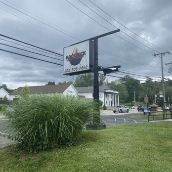 Back Deck BBQ - Outside - Food Trucks Near Me - Louisville, Kentucky