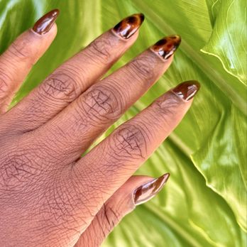 Varnish Lab - Nail Salons Near Me - Playa Vista, California Varnish Lab - Nail Salons Near Me - Playa Vista, California