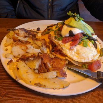Victorian Cafe - Huaevo rancheros - Breakfast & Brunch Near Me - Bend, Oregon Victorian Cafe - Huaevo rancheros - Breakfast & Brunch Near Me - Bend, Oregon