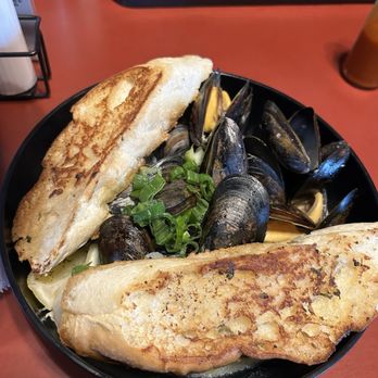 Gilbert's Chowder House - Mussels - Seafood Near Me - Portland, Maine