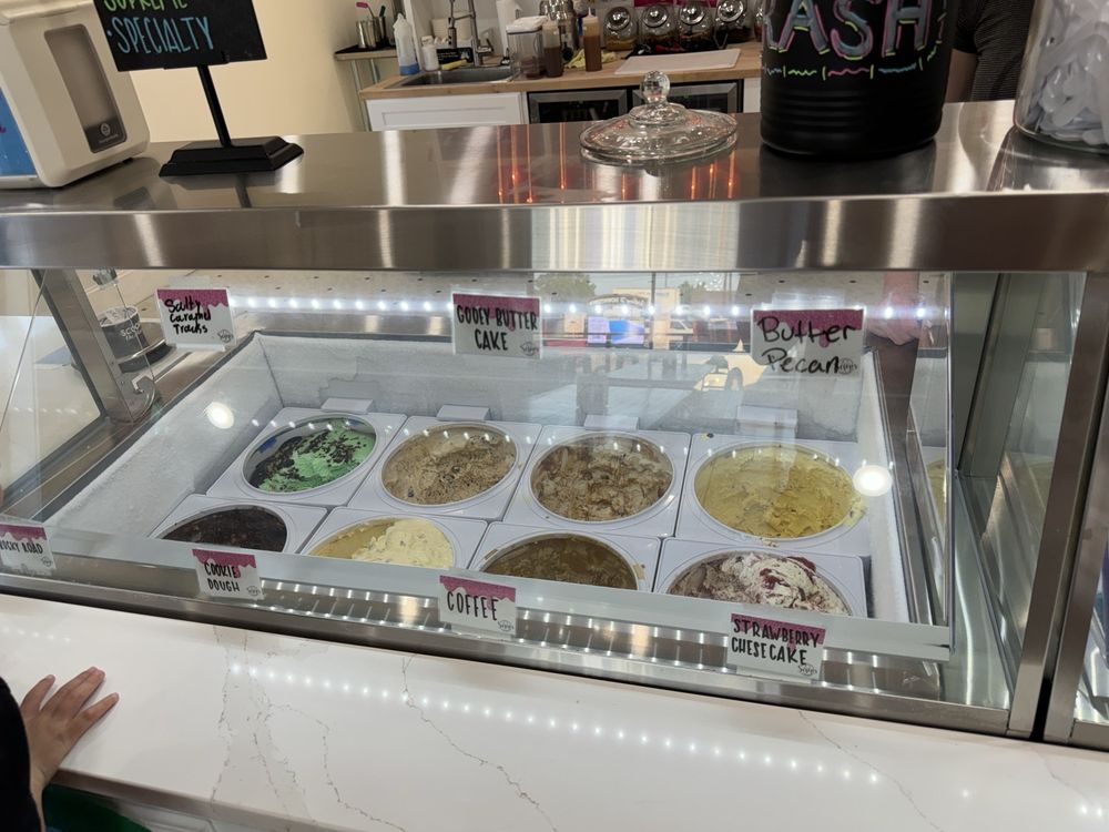 SCOOPS ON MAIN Updated July 2024 349 W Main St, Park Hills