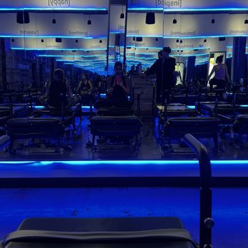 [solidcore] - Pilates Near Me - Alexandria, Virginia