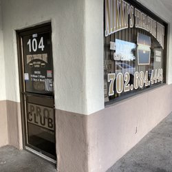 Nikki’s Treasure Hunt - Store front including hours, that they don't stick to!
