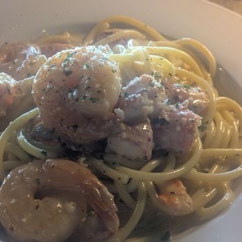 Positano Ristorante - Bucatini Del Lazio - Italian Near Me - Oakbrook Terrace, Illinois