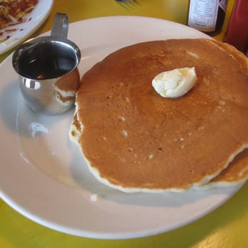 Dish - Short stack o' pancakes - American Near Me - La Canada Flintridge, California Dish - Short stack o' pancakes - American Near Me - La Canada Flintridge, California