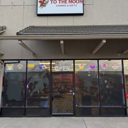 To The Moon Gaming & Gifts