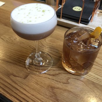 Jameson Distillery Bow St - Strawberry sour and Old Fashion Our way - Museums Near Me - Dublin, D
