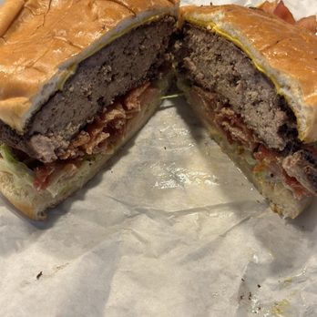 Wingfield's Breakfast & Burger - Bacon Cheeseburger - Burgers Near Me - Dallas, Texas