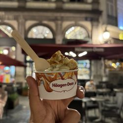 Haagen-Dazs