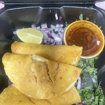 Barrio ATL - Chicken Birria tacos - Soul Food Near Me - Atlanta, Georgia Barrio ATL - Chicken Birria tacos - Soul Food Near Me - Atlanta, Georgia