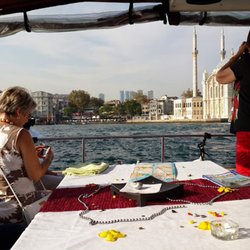 Riha Travel - Private boat on Bosphorus.