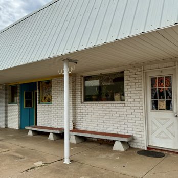 Granny’s This N That - Thrift Stores Near Me - Glencoe, Oklahoma Granny’s This N That - Thrift Stores Near Me - Glencoe, Oklahoma