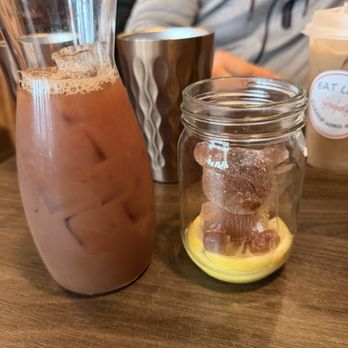 Cheers! Hong Kong - Signature bear lemon tea - Cantonese Near Me - Seattle, Washington Cheers! Hong Kong - Signature bear lemon tea - Cantonese Near Me - Seattle, Washington