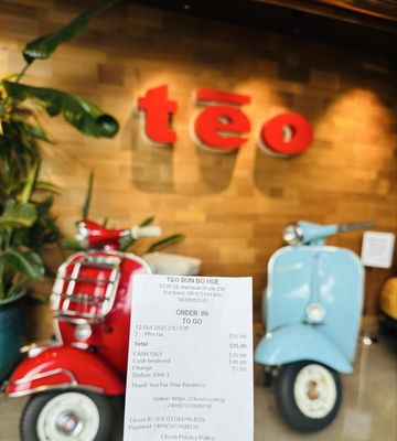 Tèo Bun Bo Hue by null