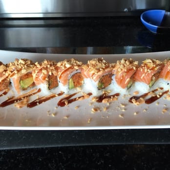 Sushi Ushi - Favorite roll here is called the summer roll. - Sushi Bars Near Me - Valrico, Florida Sushi Ushi - Favorite roll here is called the summer roll. - Sushi Bars Near Me - Valrico, Florida
