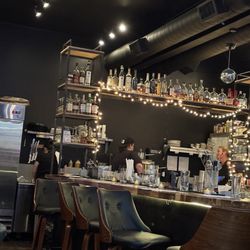 Olivia Cocktail & Oyster Bar