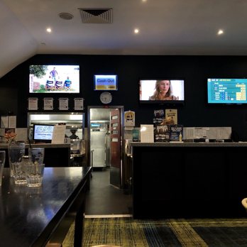 Castello's Templestowe Hotel - Restaurants Near Me - Templestowe Lower, VIC Castello's Templestowe Hotel - Restaurants Near Me - Templestowe Lower, VIC