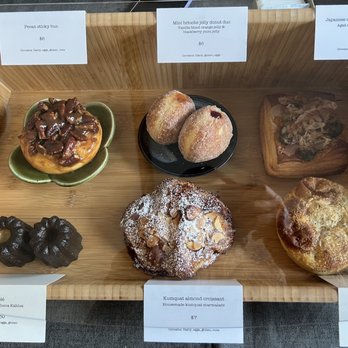 Pastry Cat - Bakeries Near Me - Sacramento, California Pastry Cat - Bakeries Near Me - Sacramento, California