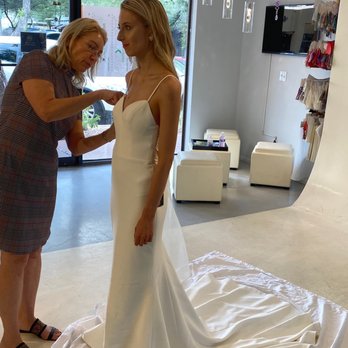 Alis Fashion Design - Bridal Near Me - Phoenix, Arizona